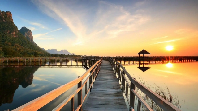 星空体育：专业技术！塑胶跑道材料制作确保运动场地安全承载